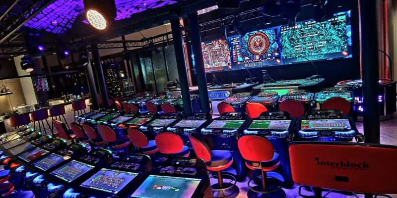 Giao diện trang chơi game bài uy tín rõ ràng, không giật lag, hỗ trợ đầy đủ
